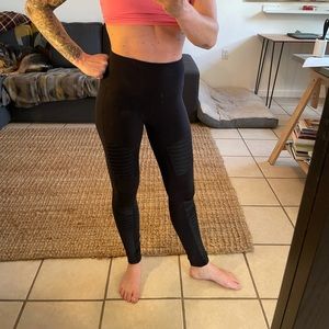 Alo Moto Leggings